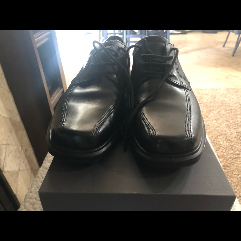 Ecco Men’s Dress Shoes